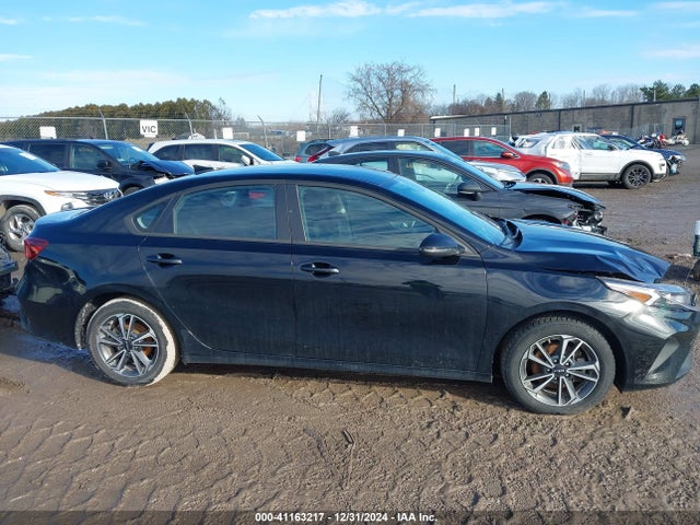 3KPF24AD1PE605224 KIA Forte Lxs