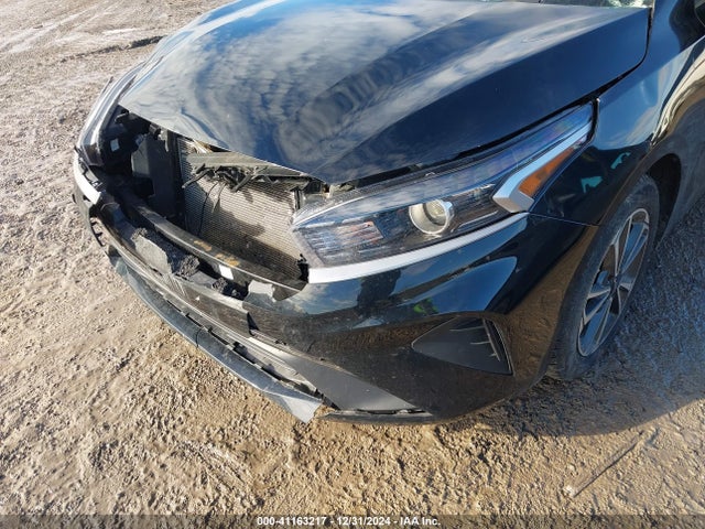 3KPF24AD1PE605224 KIA Forte Lxs