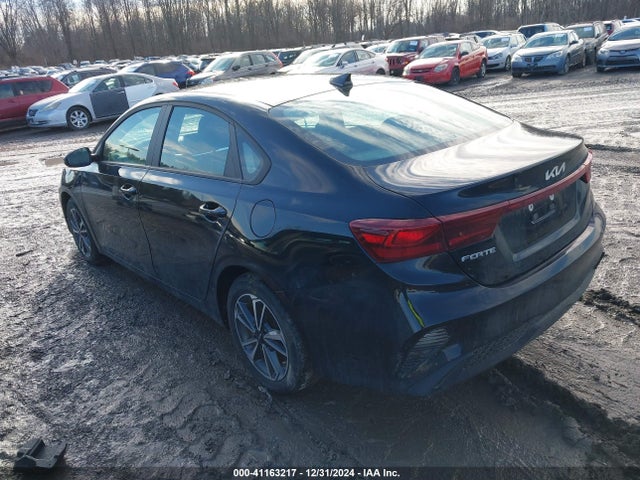 3KPF24AD1PE605224 KIA Forte Lxs
