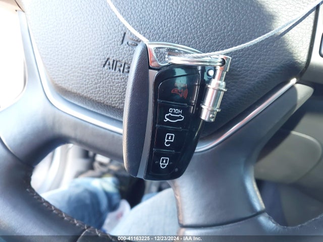Hyundai Genesis 3.8 2015 KMHGN4JE3FU057405 Image 11