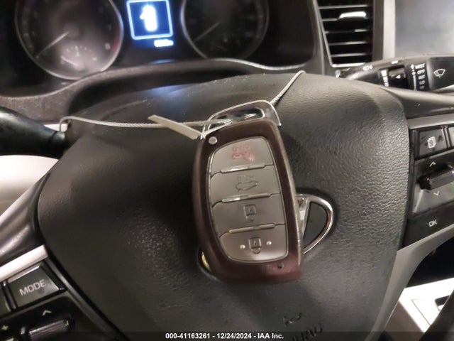 Hyundai Elantra Value Edition 2018 5NPD84LF6JH345930 Image 11