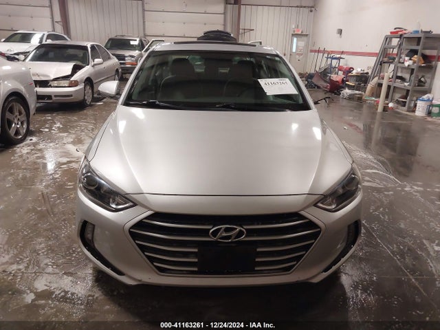 Hyundai Elantra Value Edition 2018 5NPD84LF6JH345930 Image 12