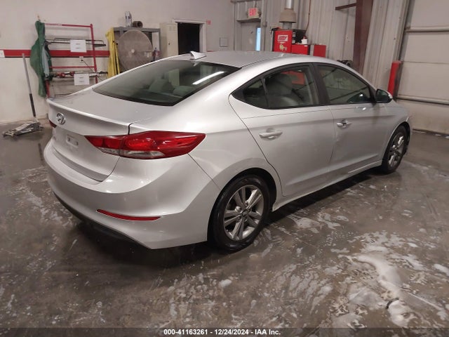 Hyundai Elantra Value Edition 2018 5NPD84LF6JH345930 Image 4