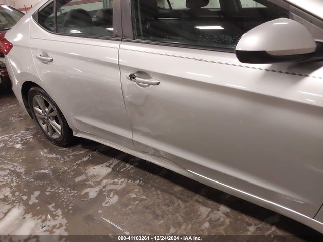 Hyundai Elantra Value Edition 2018 5NPD84LF6JH345930 Image 6