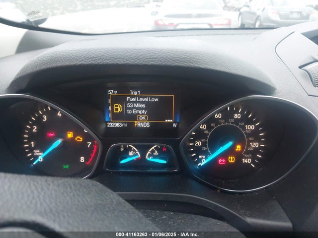 Ford ESCAPE S 2017 1FMCU0F7XHUD24515 Image 7