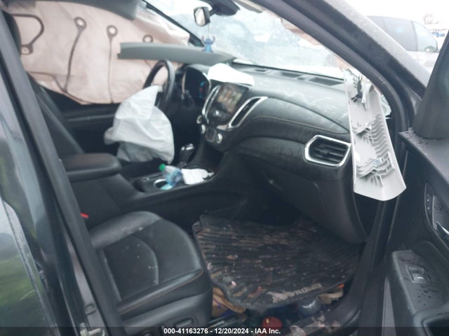 2GNAXVEV8J6265573 Chevrolet Equinox Premier