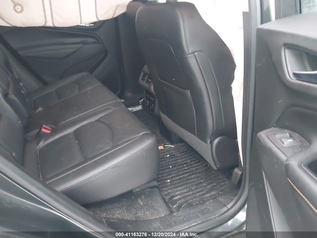 2GNAXVEV8J6265573 Chevrolet Equinox Premier