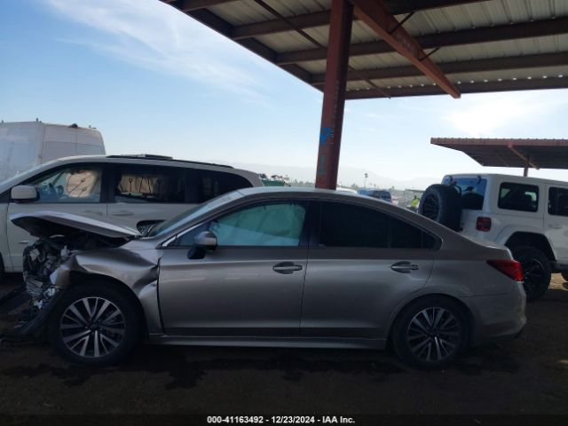 4S3BNAC60J3033502 Subaru Legacy 2.5i Premium