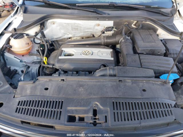 WVGAV7AX0GW073656 Volkswagen Tiguan R-line