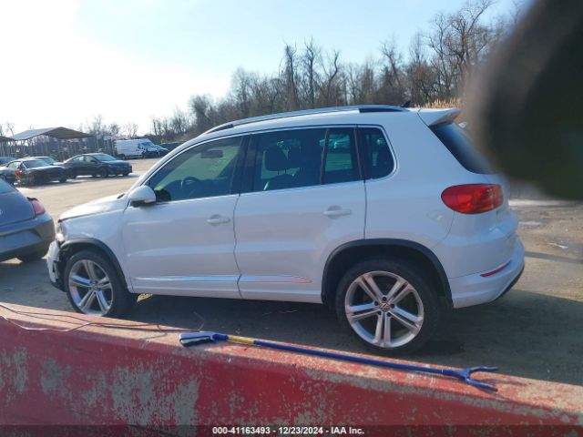 WVGAV7AX0GW073656 Volkswagen Tiguan R-line