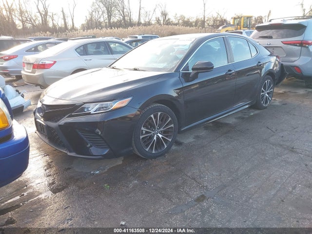 4T1B11HK5JU114079 Toyota CAMRY SE