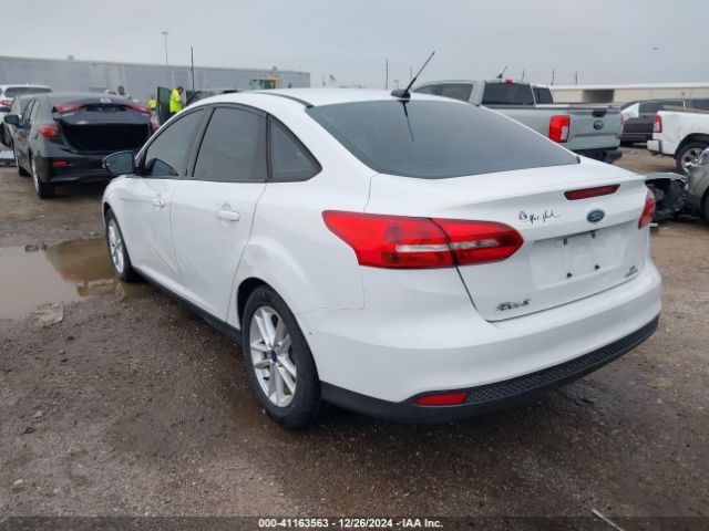 1FADP3F21FL375965 Ford FOCUS SE