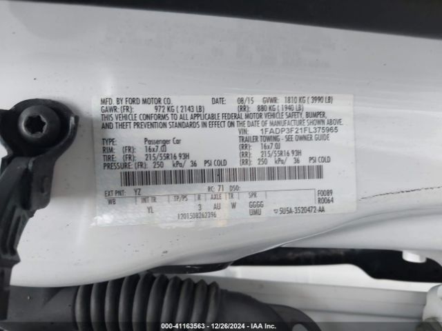 1FADP3F21FL375965 Ford FOCUS SE