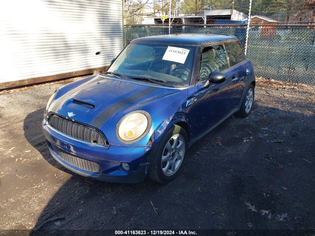 2007 MINI COOPER S WMWMF735X7TT82009 Photo 1
