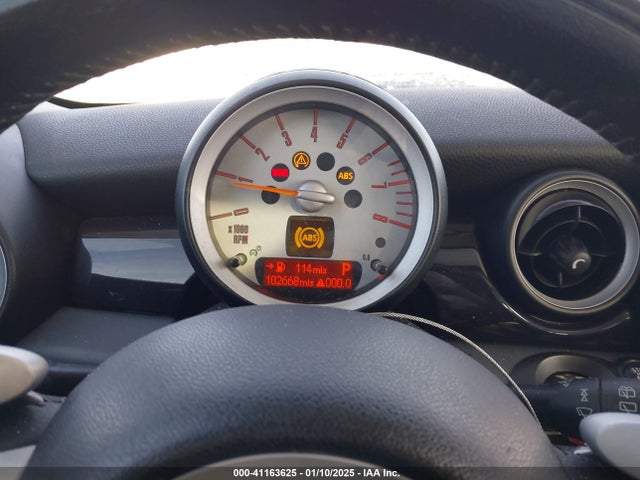 2009 MINI COOPER S CLUBMAN WMWMM33579TP91893 Photo 6