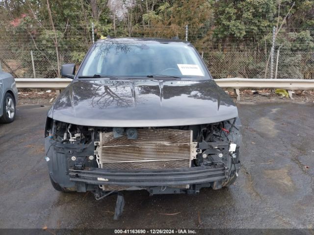 3C4PDCAB9JT519833 Dodge JOURNEY SE