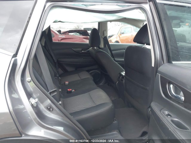 5N1AT2MV4JC772929 Nissan ROGUE SV