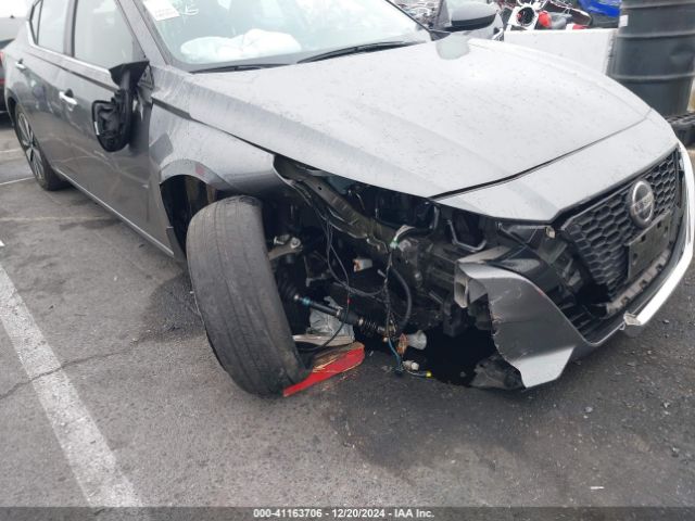 1N4BL4DV6NN347569 Nissan Altima Sv Fwd
