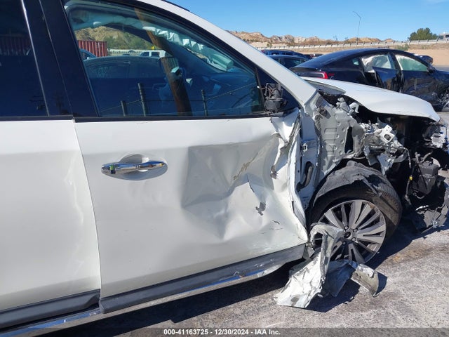 Nissan Pathfinder Sv 2018 5N1DR2MN9JC610306 Image 17