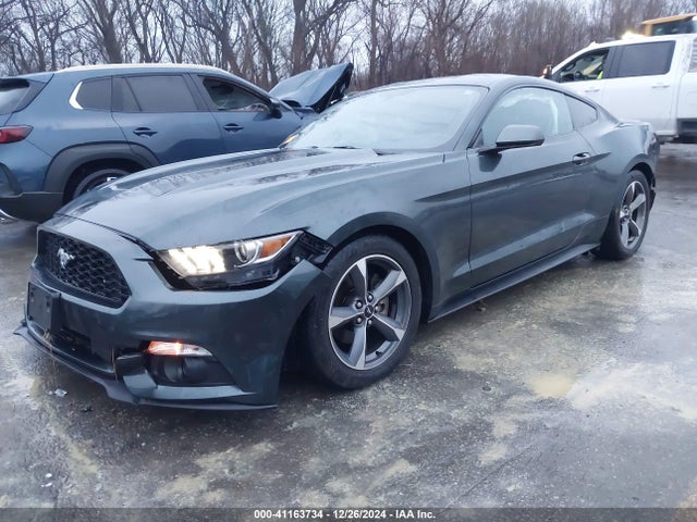 1FA6P8AM0F5318840 Ford Mustang V6