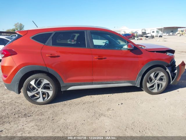 KM8J33A28HU479863 Hyundai Tucson Sport