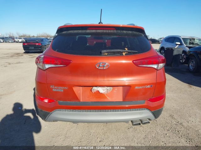 KM8J33A28HU479863 Hyundai Tucson Sport