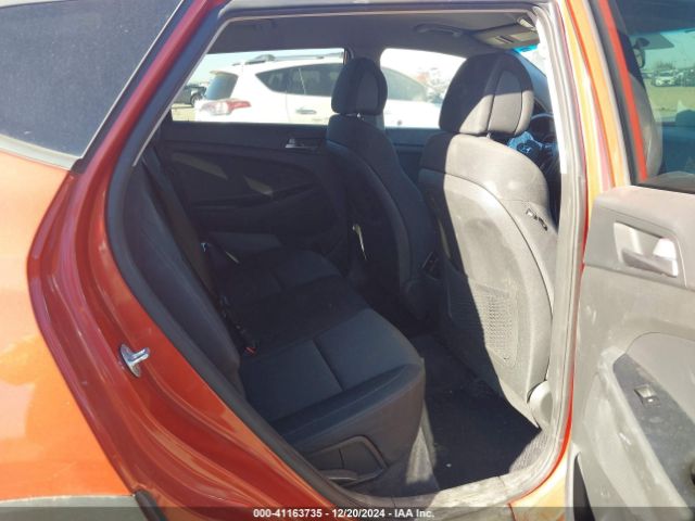 KM8J33A28HU479863 Hyundai Tucson Sport