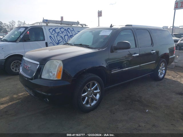 41163777 :رقم المزاد ، 1GKS2MEF3BR189351 vin ، 2011 Gmc Yukon Xl 1500 Denali مزاد بيع