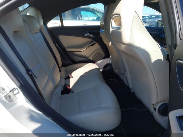 WDDSJ4EB3FN277881 Mercedes-Benz CLA 250