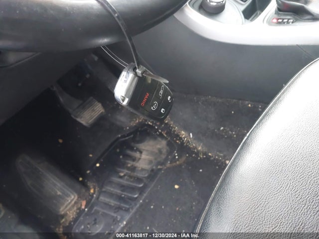 3C4NJDBB0JT192081 Jeep Compass Latitude 4x4