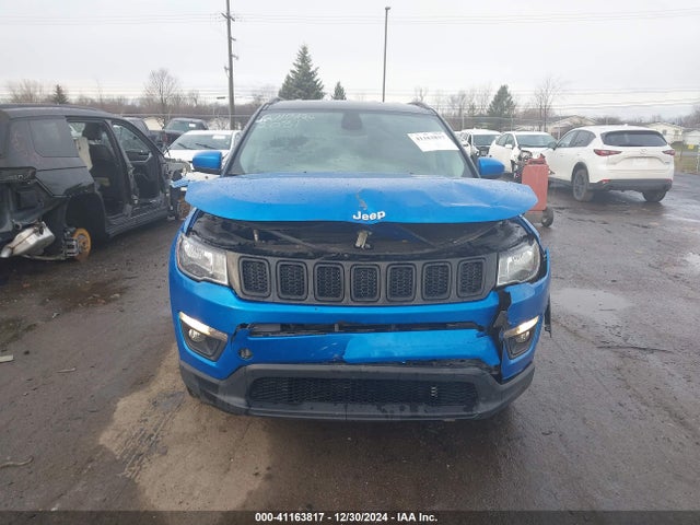 3C4NJDBB0JT192081 Jeep Compass Latitude 4x4