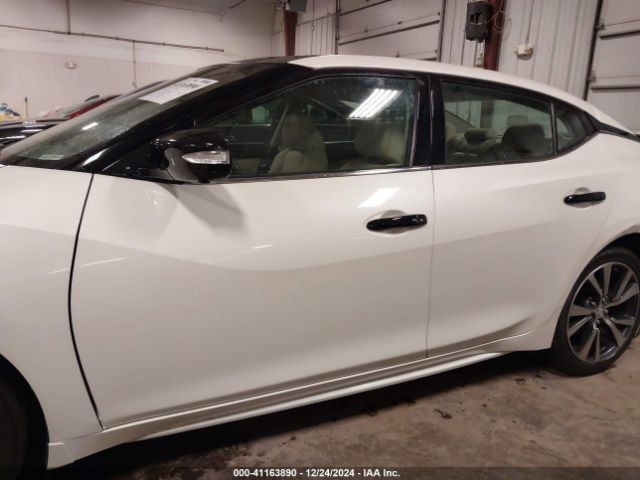 1N4AA6AP9HC427564 Nissan Maxima 3.5 Platinum