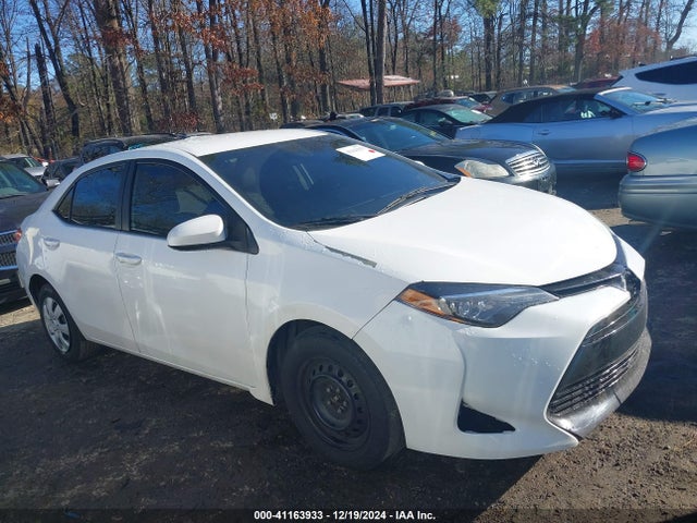 Toyota COROLLA L 2017 5YFBURHE2HP583738 Image 13