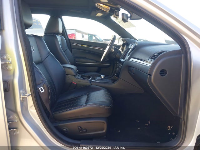 Chrysler 300 300s 2023 2C3CCABG8PH613837 Image 5
