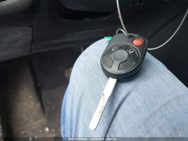 1FMCU0F71EUD17108 Ford ESCAPE S