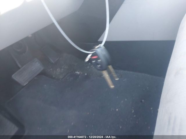 5FNYF3H28FB023464 Honda PILOT LX
