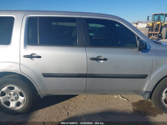 5FNYF3H28FB023464 Honda PILOT LX