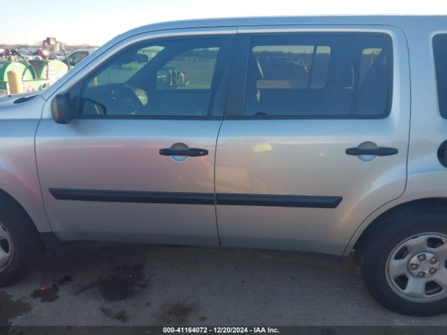 5FNYF3H28FB023464 Honda PILOT LX