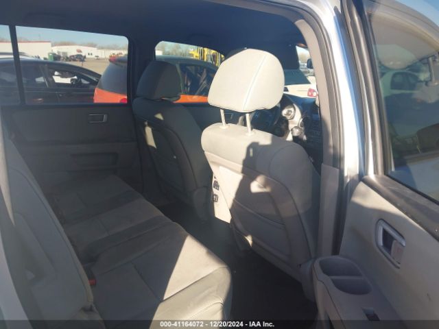 5FNYF3H28FB023464 Honda PILOT LX