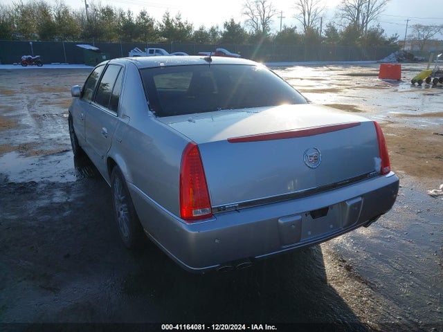 2007 CADILLAC DTS 1G6KD57Y37U193837 Photo 2