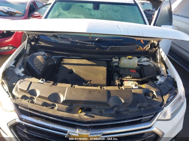 1GNERGKW0JJ116453 Chevrolet Traverse 1lt