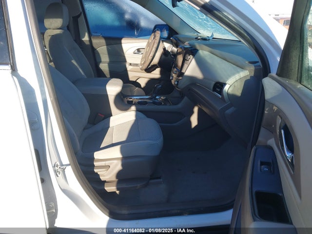 1GNERGKW0JJ116453 Chevrolet Traverse 1lt