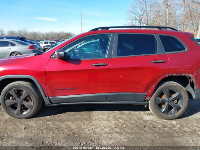 1C4PJLAB4HW577233 Jeep Cherokee Altitude Fwd
