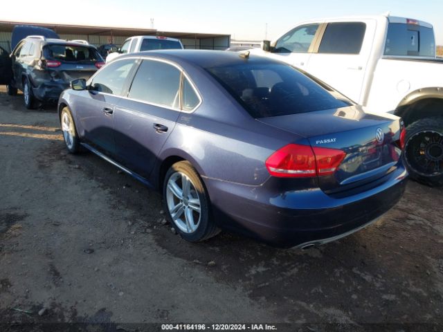 1VWBV7A31FC021939 Volkswagen Passat 2.0l Tdi Se