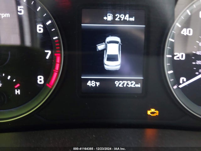 Hyundai SONATA SE 2018 5NPE24AF0JH692503 Image 32
