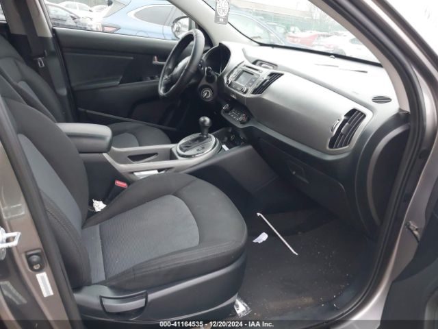 KNDPBCAC5E7657586 KIA Sportage Lx