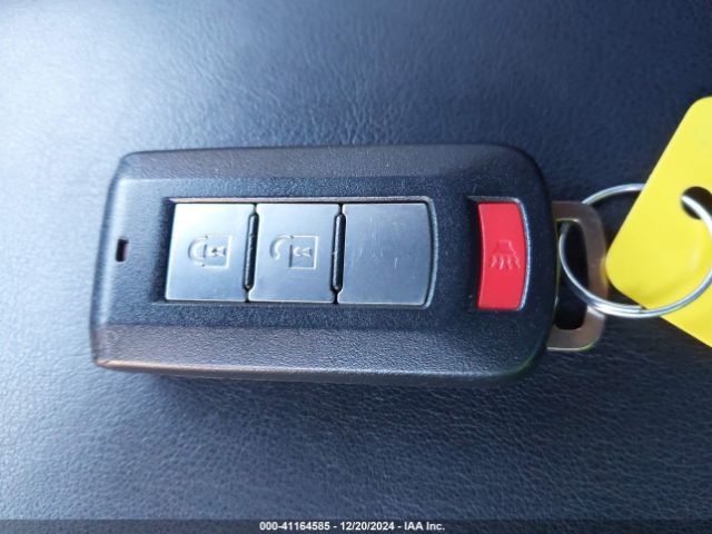 2019 MITSUBISHI OUTLANDER JA4AD3A39KZ028990 Photo 10