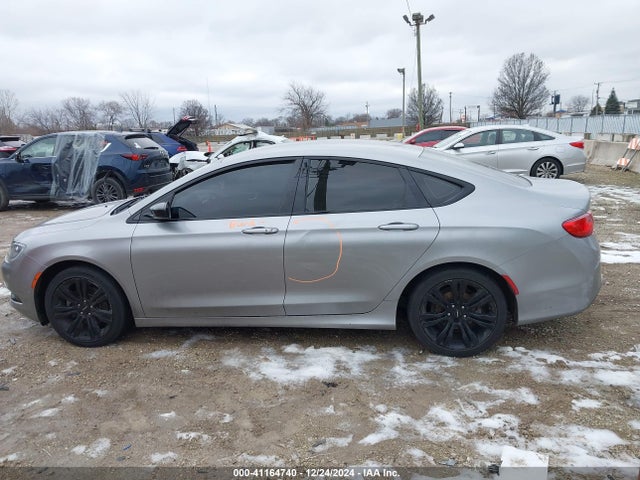 Chrysler 200 Touring 2017 1C3CCCFB3HN507976 Image 14
