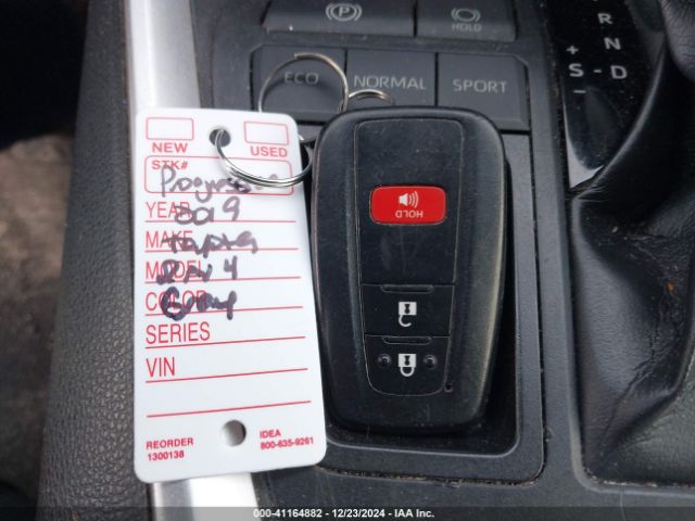 JTMW1RFV4KD516081 Toyota Rav4 Xle