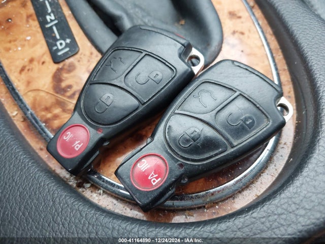 Продажа на аукционе авто 2005 Mercedes-benz E 320, vin: WDBUF65J35A691206, номер лота: 41164890